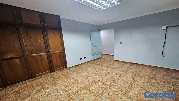 oficinas y locales comerciales - Local oficina en alquiler Piantini 10