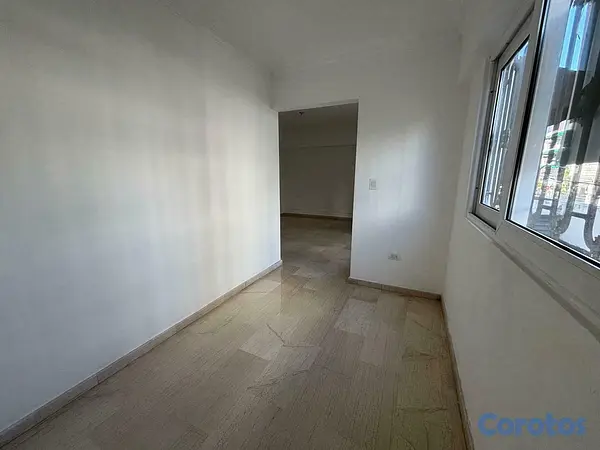 apartamentos - Rento apartamento sin amueblar en Naco Torre Clásica bien cuidada 6