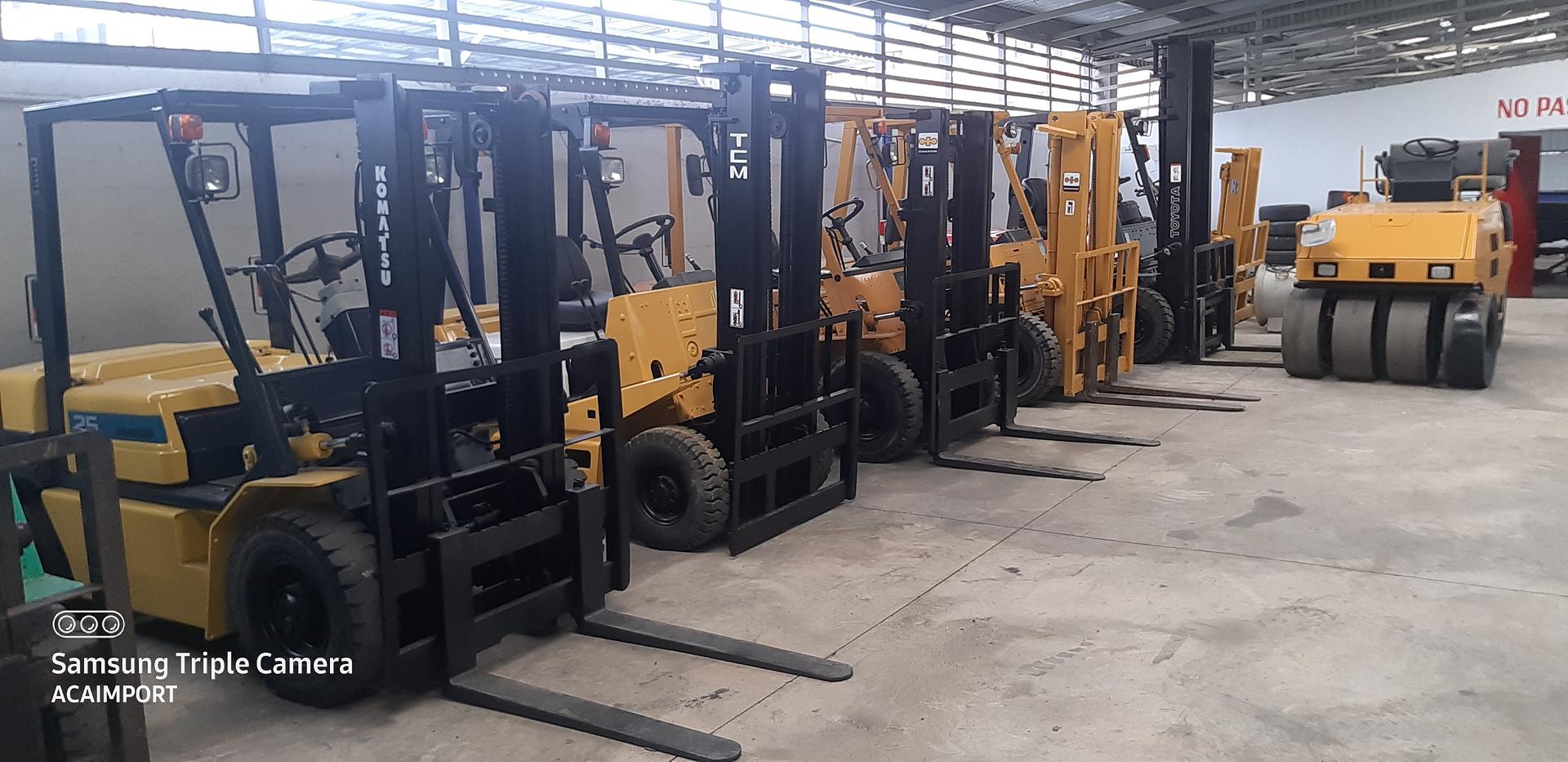 otros vehiculos - Montacargas, pala, bobcat, motosoldadora, recién importada. 0