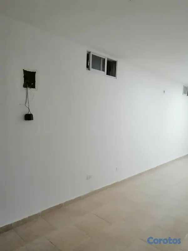 oficinas y locales comerciales - Local Comercial en Alma Rosa II 4