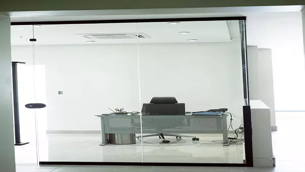 oficinas y locales comerciales - ALQUILR LOCAL COMERCIAL DE 76.24M2-EVARISTO MORALES. 2