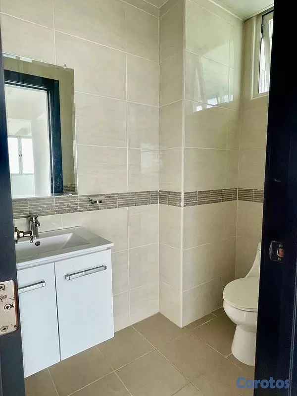 apartamentos - vendo Ph espectacular mirador norte 4 habitaciones con su baño tres parqueos  16