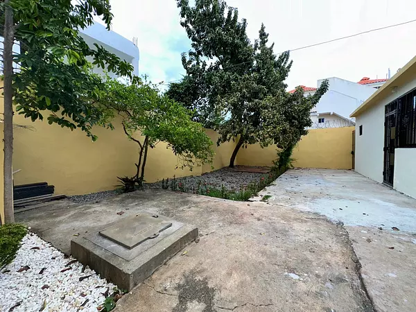 casas -  Casa de un nivel para vivir tranquilo Autopista de San Isidro. VENDIDA 9