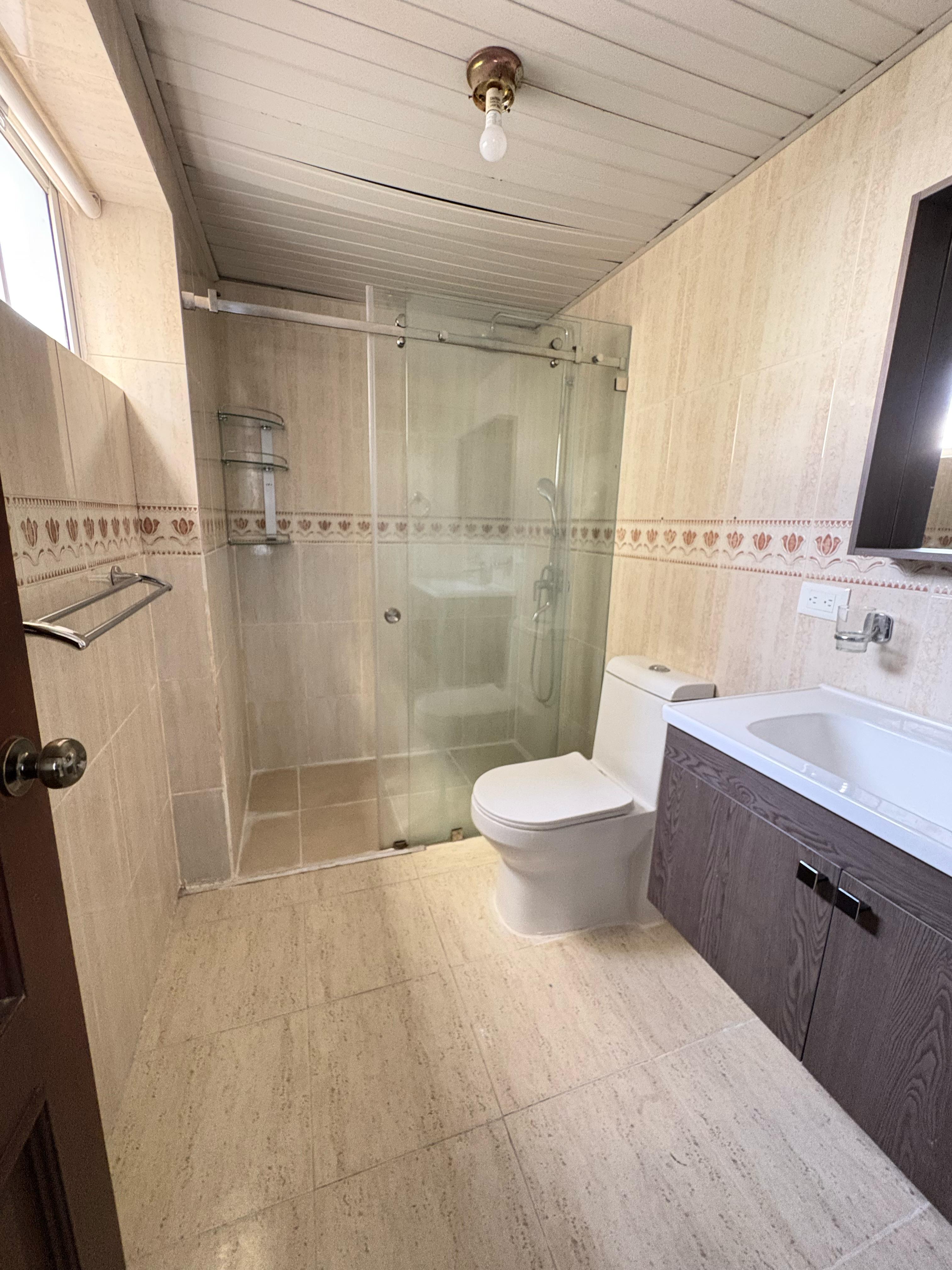 apartamentos - Alquiló en 📍La esperilla• US$1,350 (mantenimiento 5
