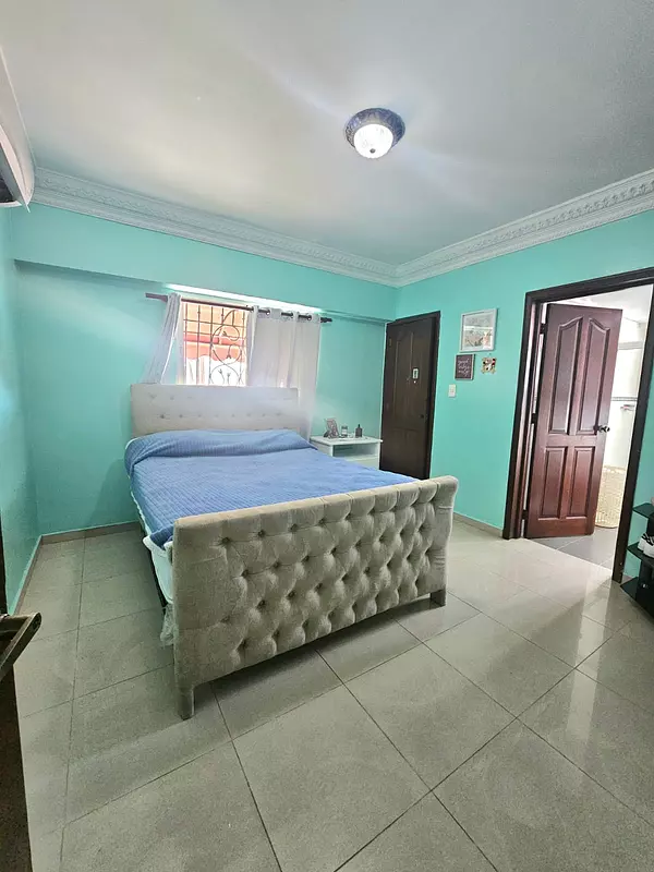 apartamentos - Apartamento en venta en Evaristo Morales de 3 hab. 10