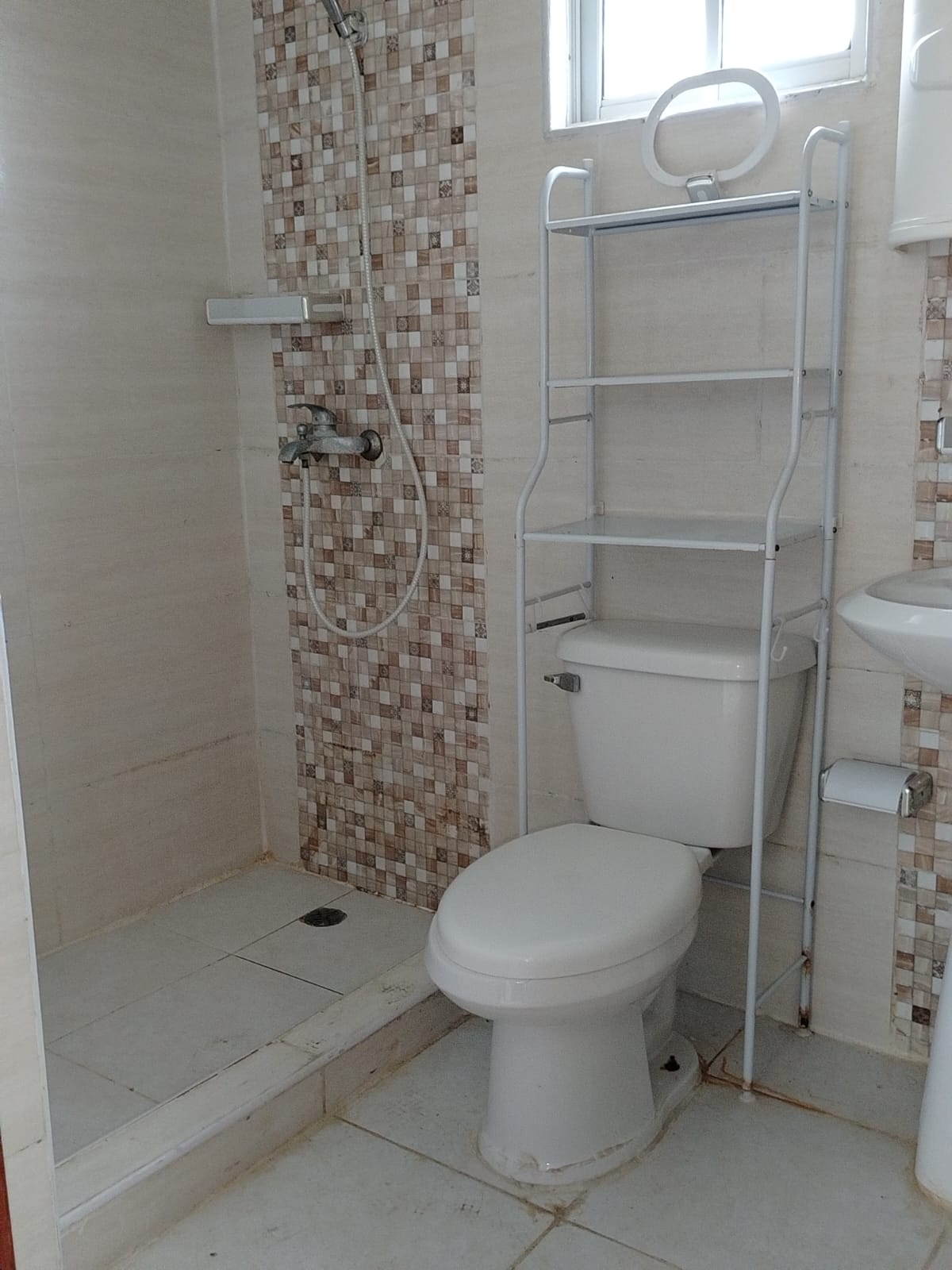 apartamentos - Segundo piso en San Isidro 5