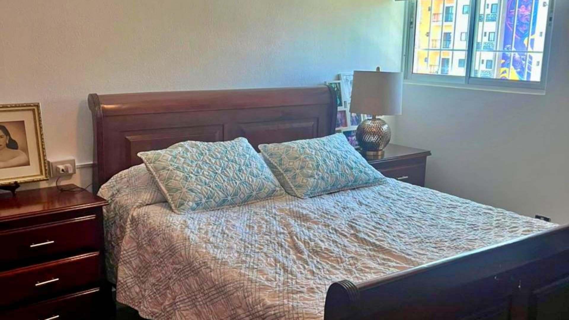apartamentos - Spacious Apt in University Zone 8