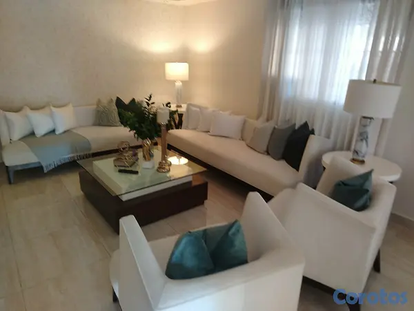 casas - Casa con piscina y gran terreno  tasada en 22M, a  3