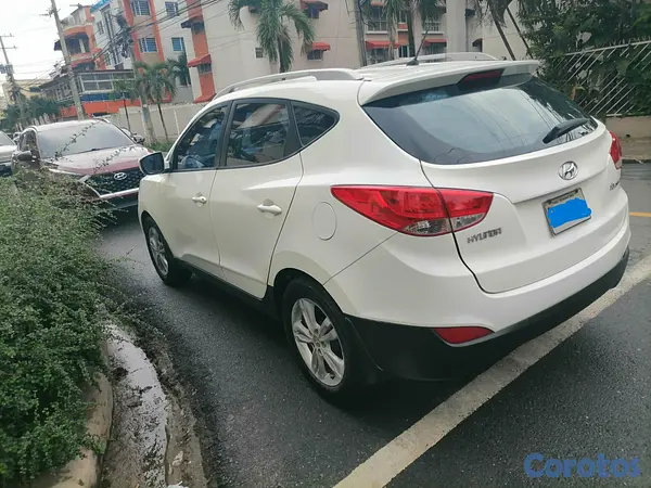 jeepetas y camionetas - Hermosa Hyundai Tucson Blanca 2012 2