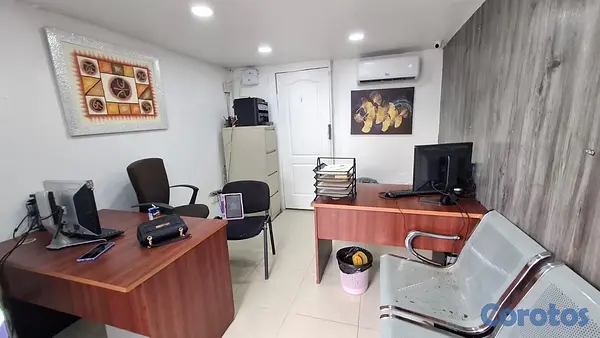 casas - venta de casa con locales comerciales en San Carlos Distrito nacional 8