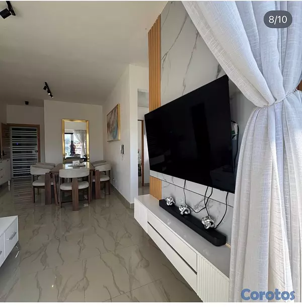 apartamentos - Apartamento en Venta – 5to Piso en Los Ríos 8