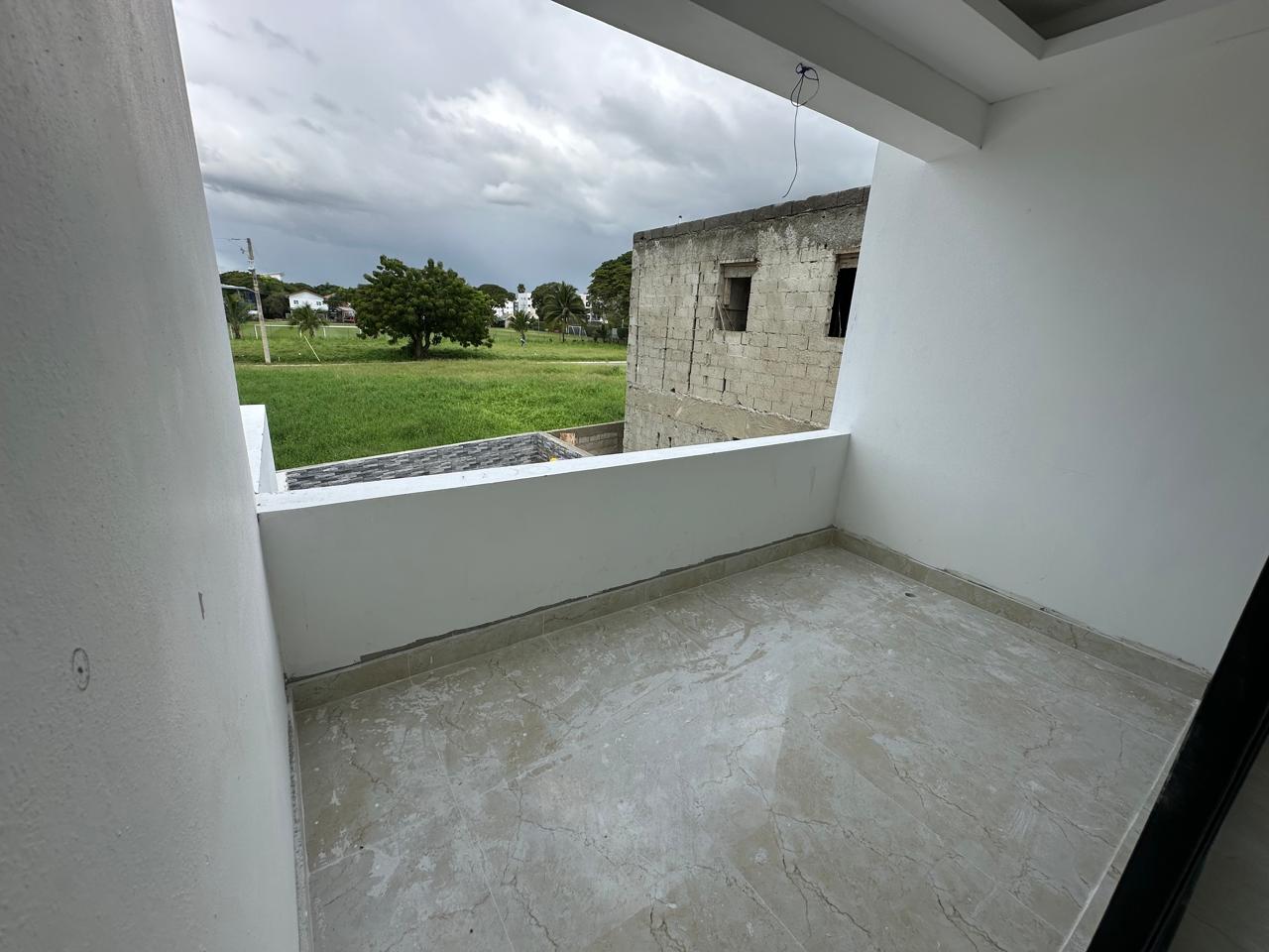 casas - Casa en Urbanizacion Cerrada, Llanos de Gurabo 6