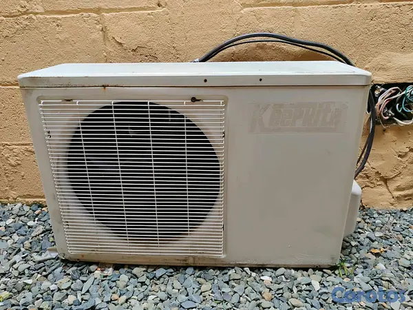 aires acondicionados y abanicos - Vendo Aire acondicionado 12BTU keepRite  2