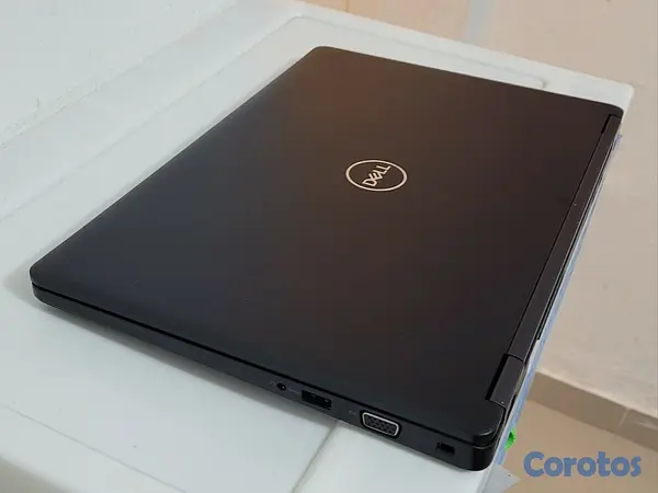 computadoras y laptops - Dell Touch 14 Pulg Core i5 7ma Ram 8gb ddr4 SSD 512GB Full 3