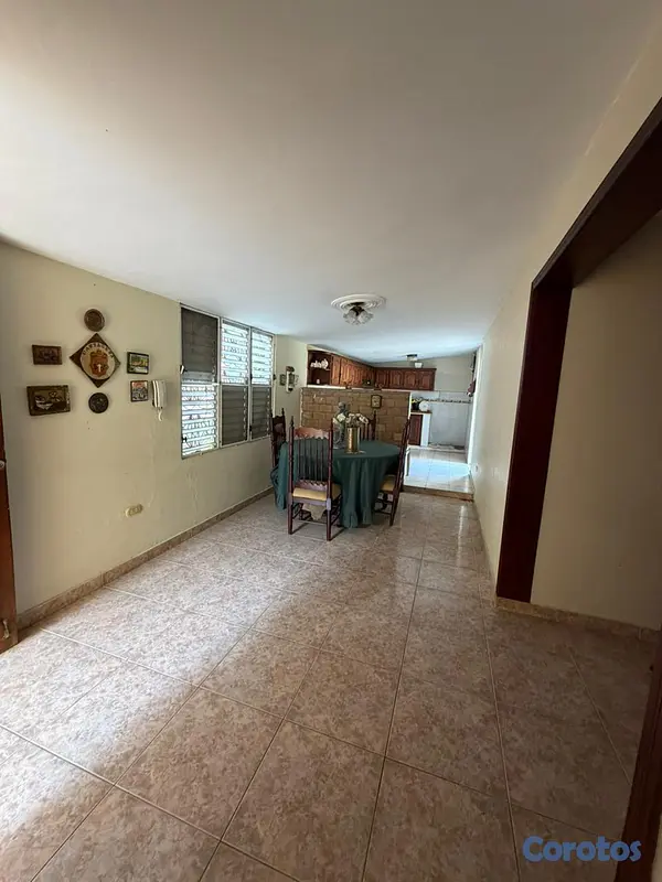 oficinas y locales comerciales - Casa en Jardines Metropolitanos ideal para negocio 9
