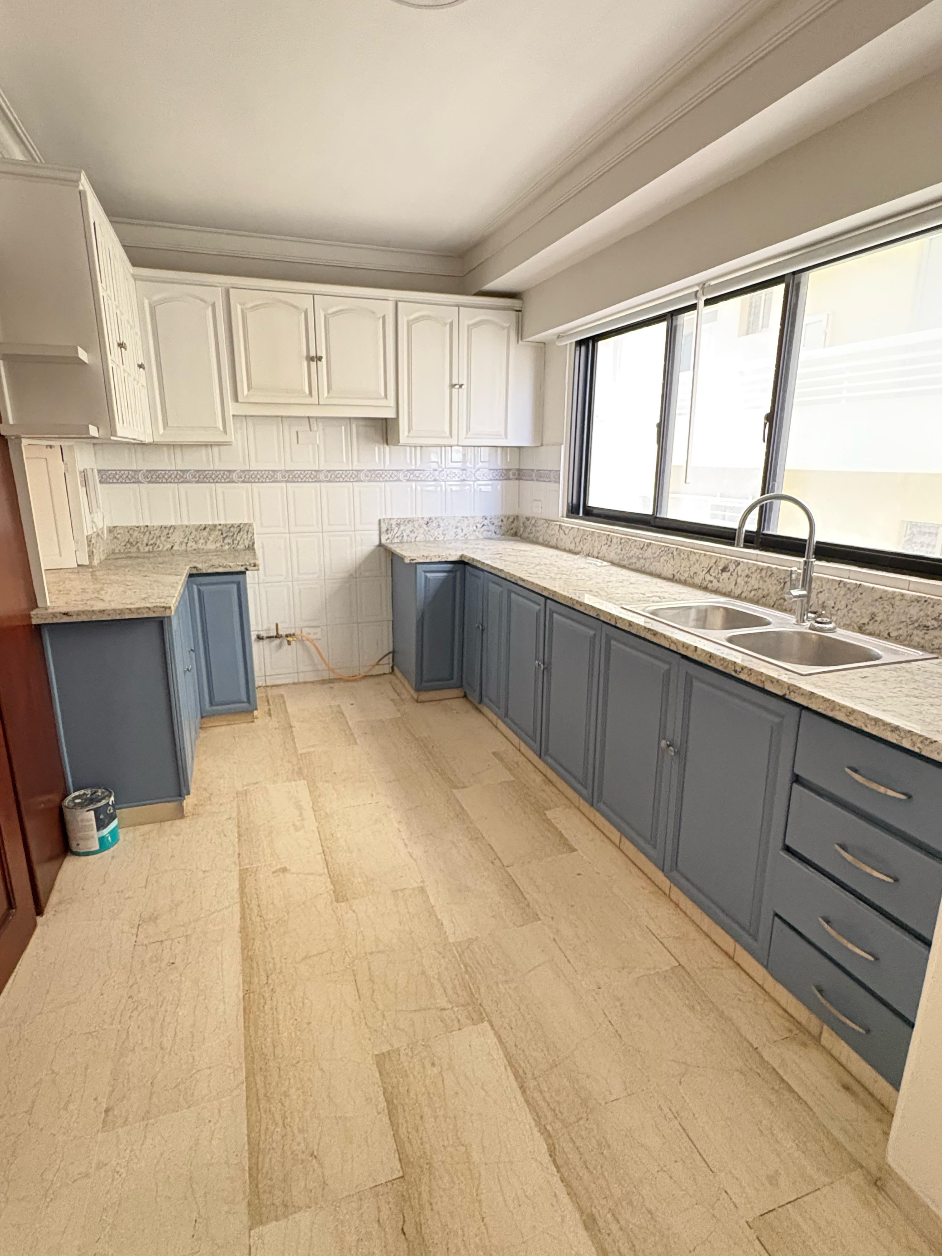 apartamentos - Alquiló en 📍La esperilla• US$1,350 (mantenimiento 2