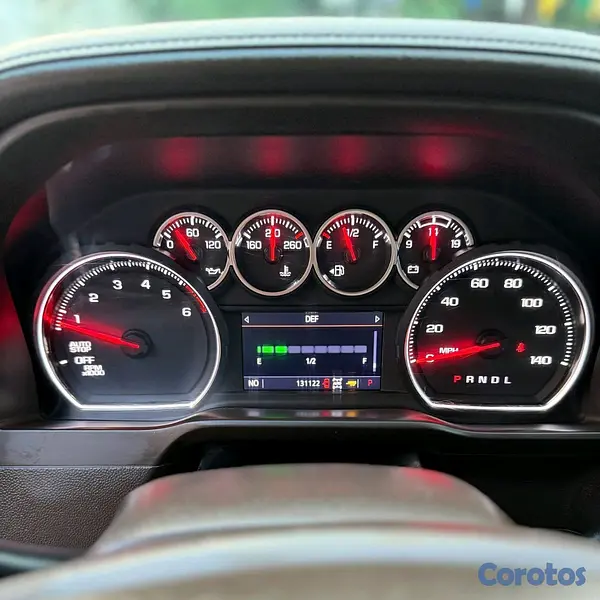 jeepetas y camionetas - Chevrolet Silverado ltz Duramax 2020 7