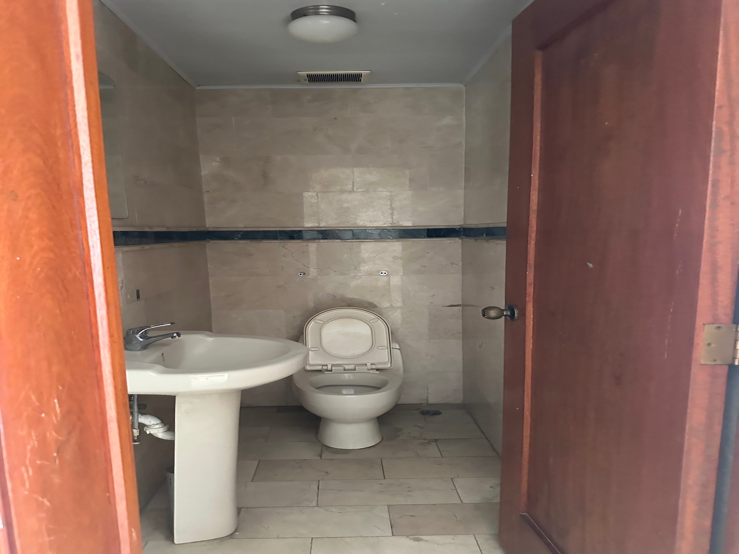 apartamentos - ARROYO HONDO VIEJO A un paso de Supermercados y Plazas
195 mt2 
US$220,000 5