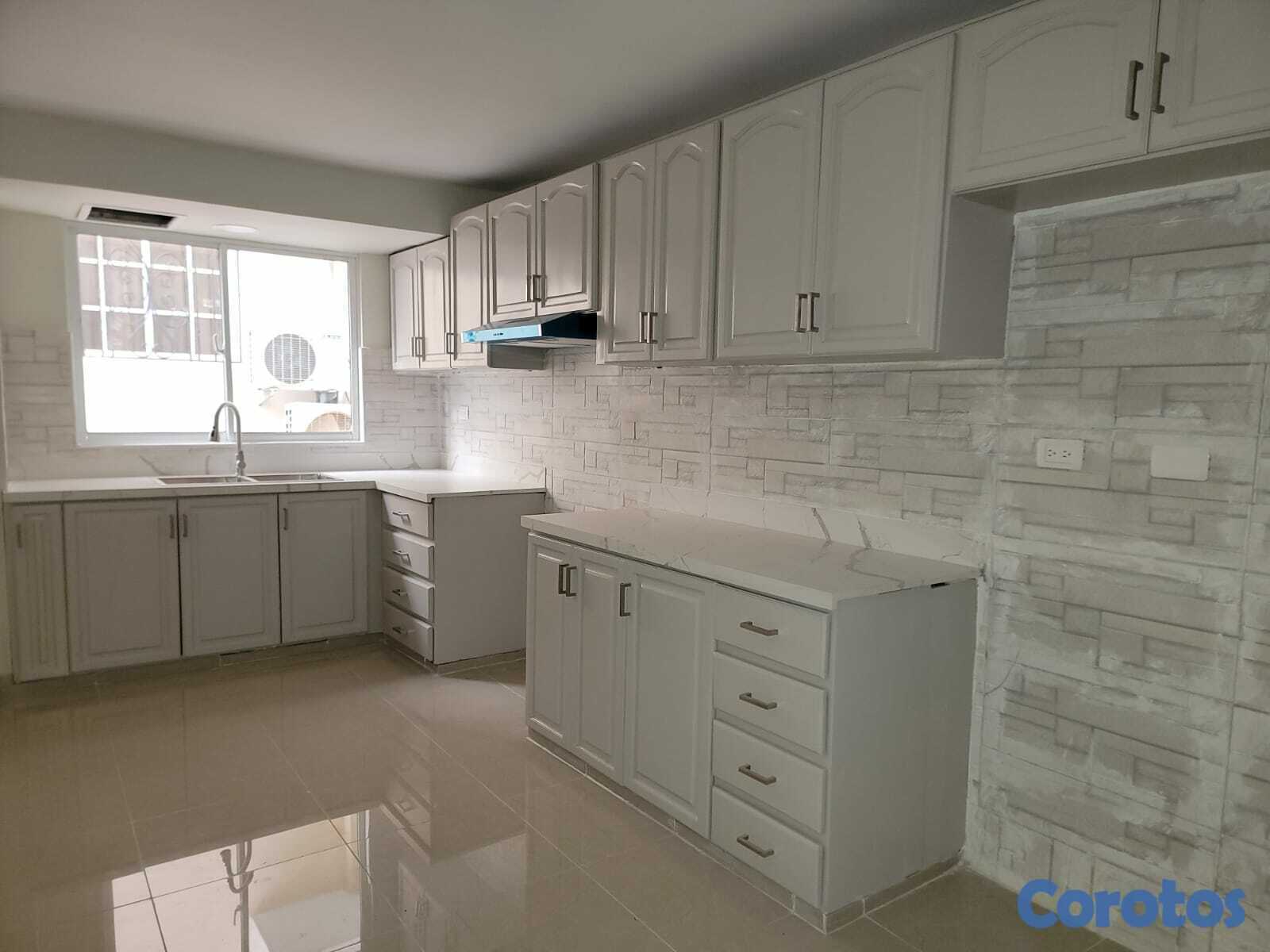 apartamentos - EXCELENTE APART EN TORRE DE LOS CACICAZGOS, D.N. 1