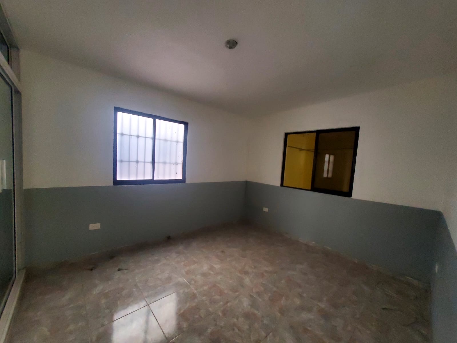 casas - CASA A LA VENTA EN LA URBANIZACIÓN ITALIA AUTOPISTA SAN ISIDRO STO DGO ESTE  5