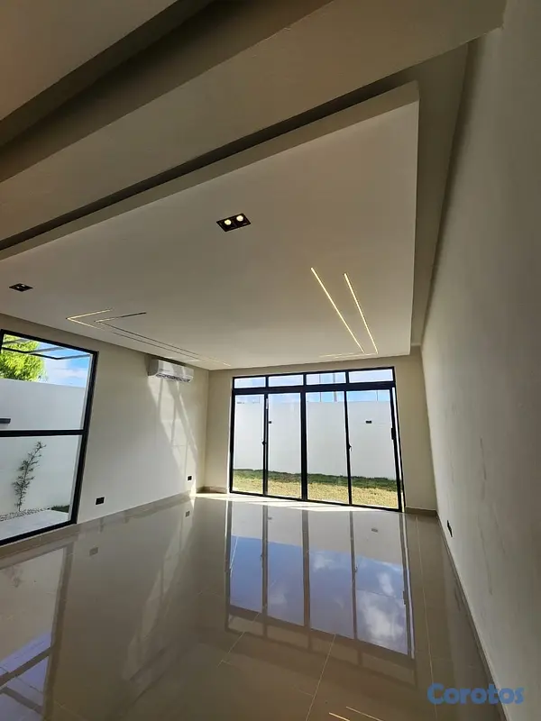 casas - venta de casa próximo a la avenida ecológica Santo Domingo este  8