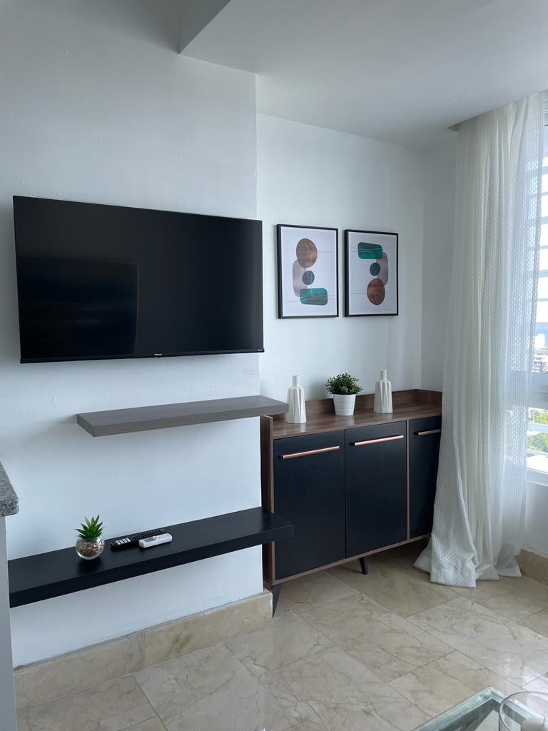 apartamentos - SIN INTERMEDIARIOS RENTO APARTAMENTO CERCA TETRO NACIONAL---- info imbox 5