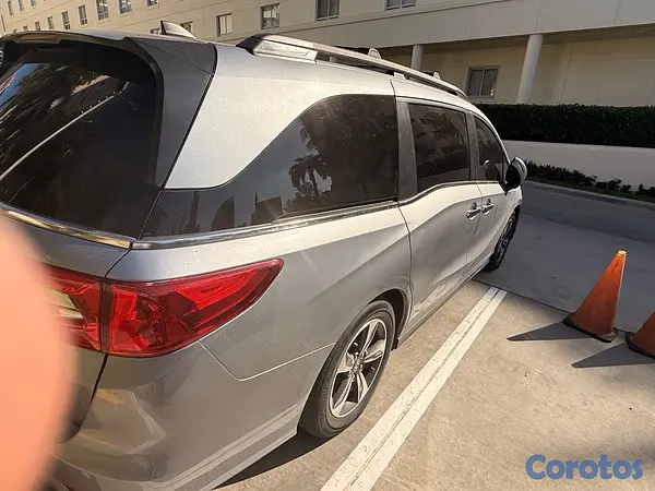 otros vehiculos - Honda Odyssey 2020 3