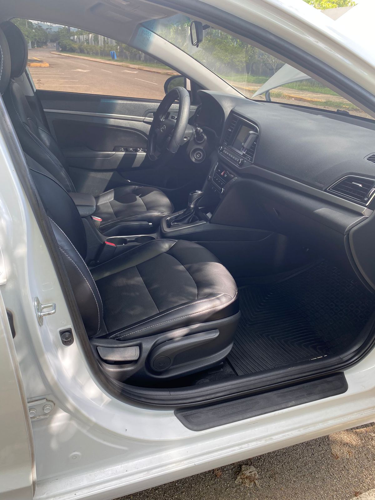 carros - hiunday elantra 2018 4
