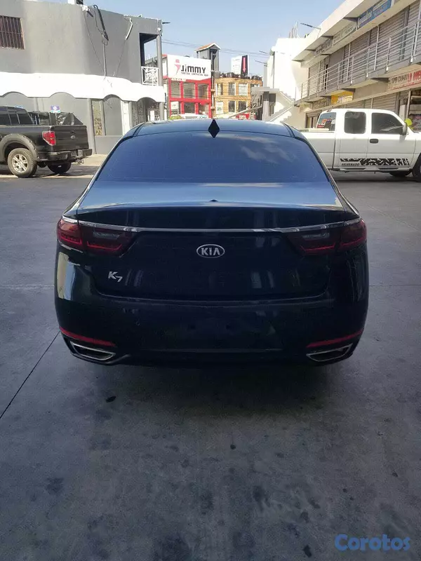 carros - KIA K7 2018 NEGRO 10