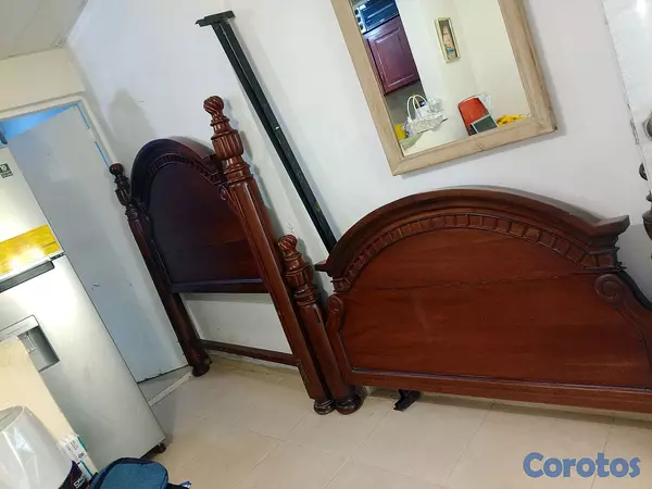 muebles y colchones - Se vende Base cama Queen CAOBA PURO DE 60  5