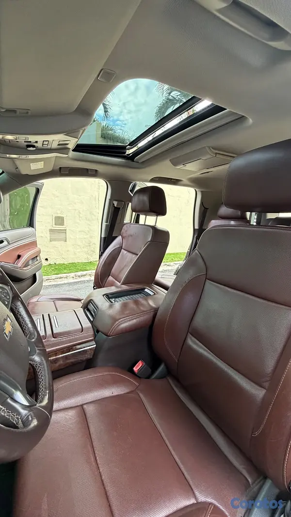 jeepetas y camionetas - Chevrolet Tahoe Premier 2017 Santo Domingo Motors 4
