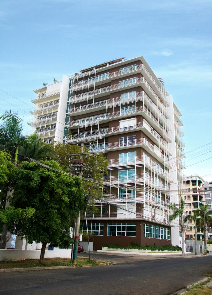 penthouses - Penthouse en Naco de 4 habitaciones y 5 parqueos  3