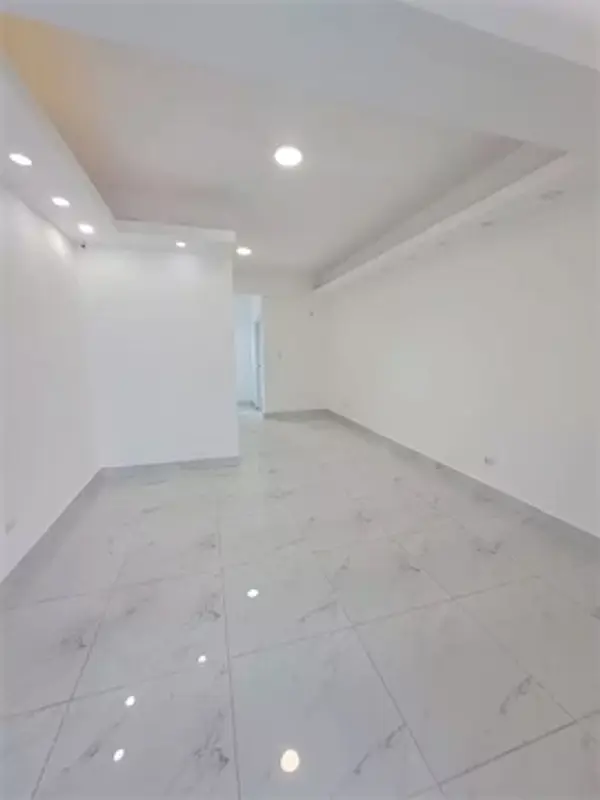 oficinas y locales comerciales - Local en los prados  2