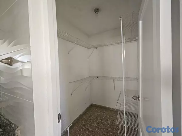 apartamentos - Venta de Apartamento en Las Praderas 2do piso 11