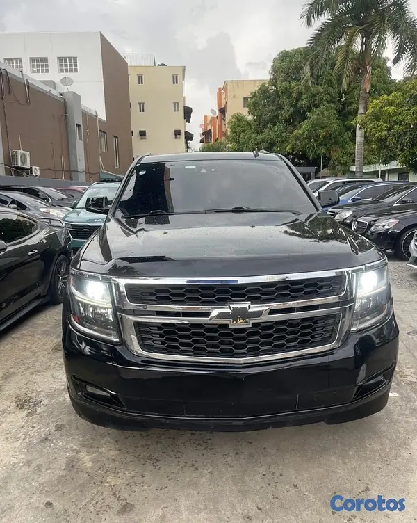 jeepetas y camionetas - CHEVROLET TAHOE LT 2015 3
