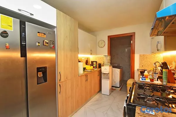 apartamentos - venta de apt en Evaristo Morales  4