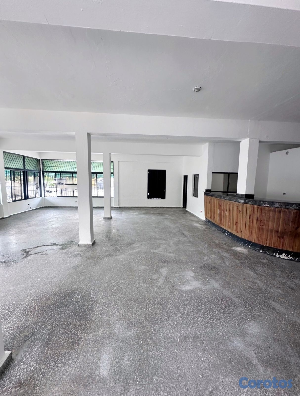 oficinas y locales comerciales - Local primer nivel  6