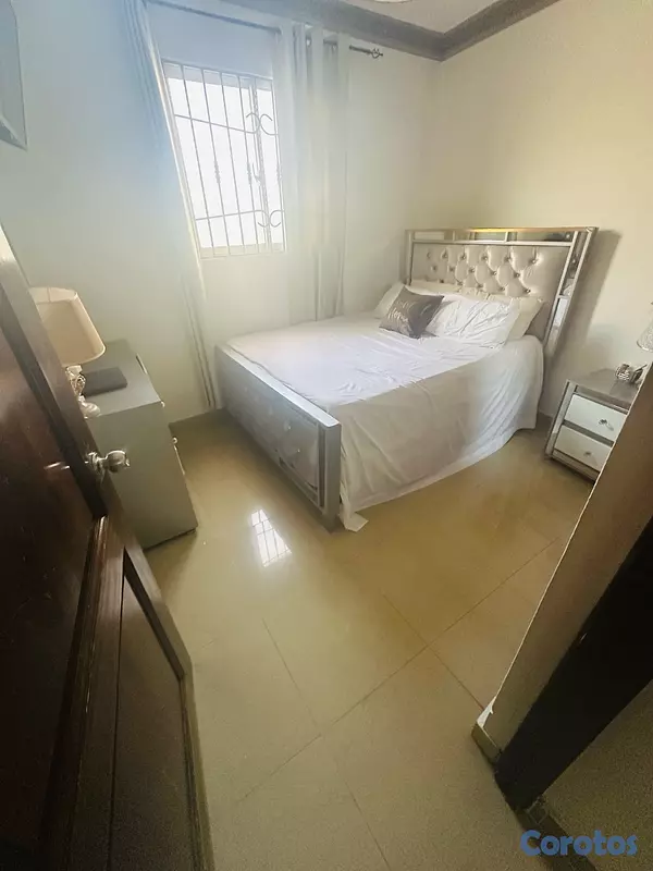 casas - CASA EN VETA EN SANTIAGO DE LOS CABALLEROS PRÓXIMO AL OLÉ JUAQUIN BALAGUER  4