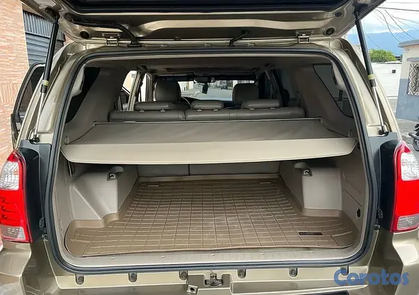 jeepetas y camionetas - este vehículo tiene financiamiento Diponible  19