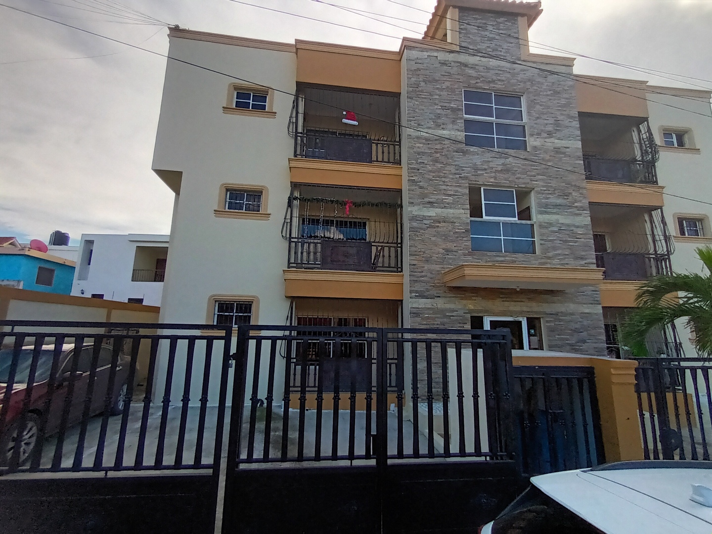apartamentos - APARTAMENTO EN RENTA EN SANTIAGO DE LOS CABALLEROS POR LA ZONA DE LOS REYES  0