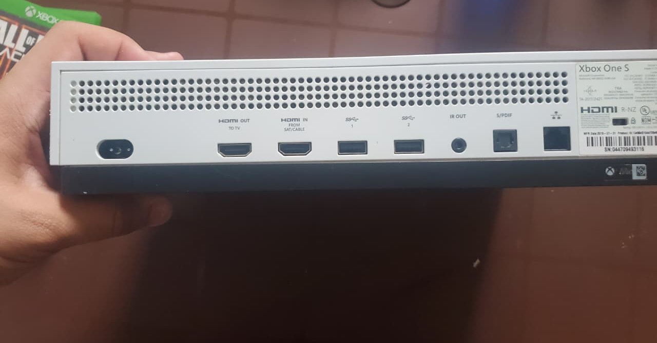 consolas y videojuegos - XBOX ONE S DE OPORTUNIDAD UNICO DUEÑO 2