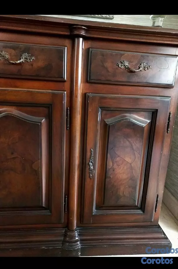 decoración y accesorios - 🔥 Bufetera Clásica en Madera - Timeless Design | Excelente Estado 3