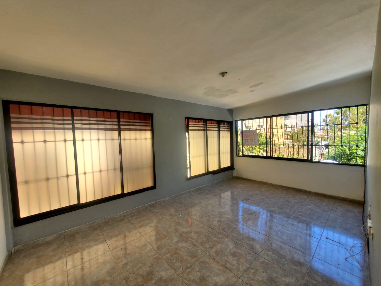 casas - CASA A LA VENTA EN LA URBANIZACIÓN ITALIA AUTOPISTA SAN ISIDRO STO DGO ESTE  6