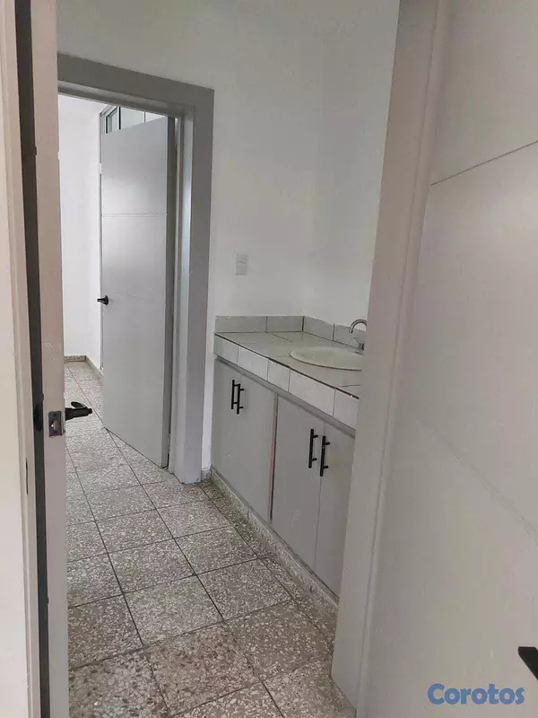 apartamentos - Venta de 3 Apartamentos – Urbanización Tropical 10