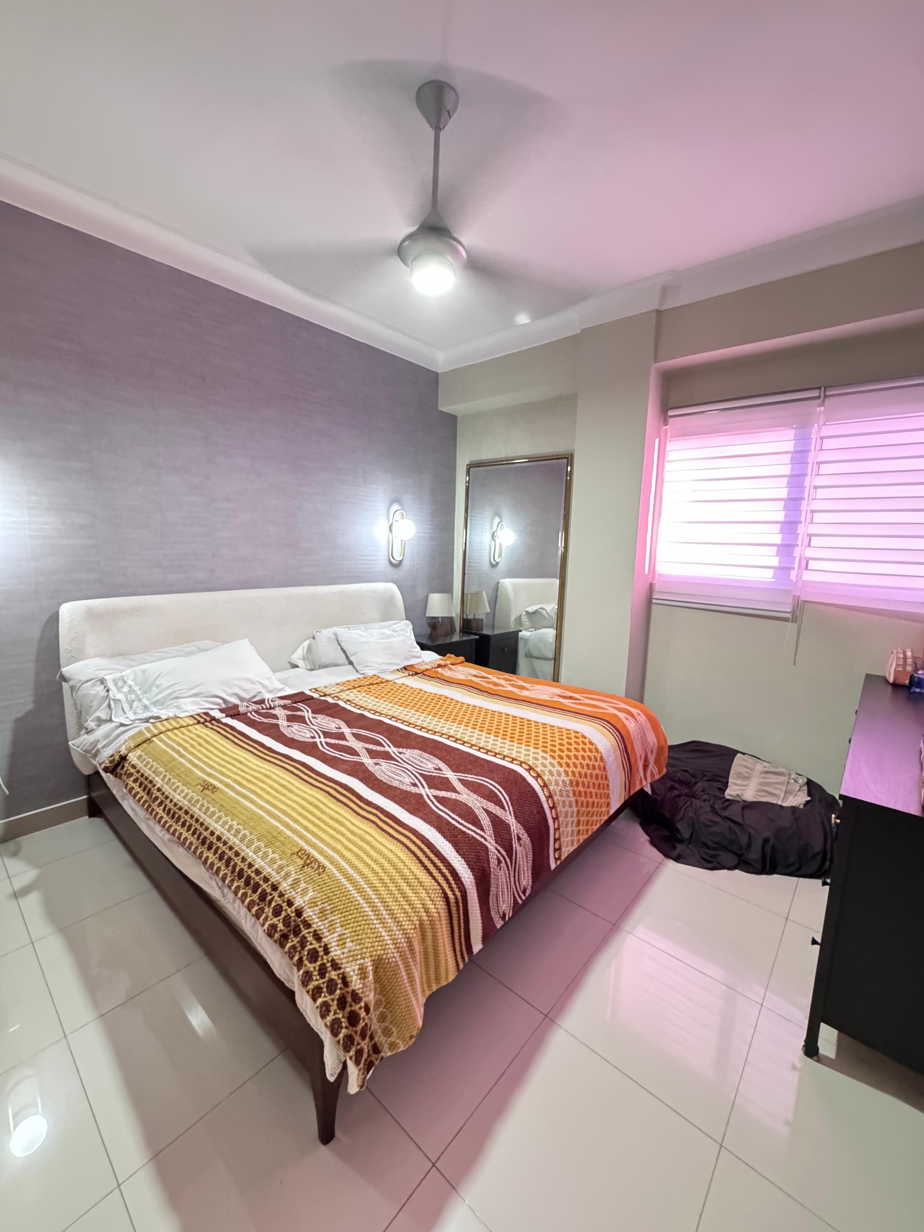 apartamentos - Vendo Evaristo morales piso 6 dos hab 2.5 baños do 3