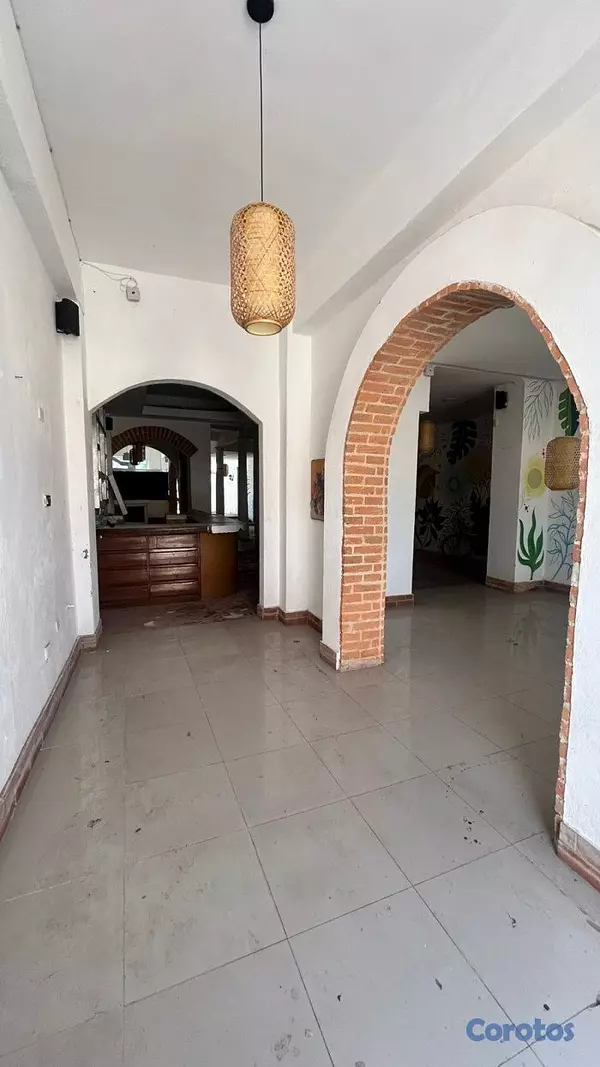 oficinas y locales comerciales - venta de edificio en zona colonial  2