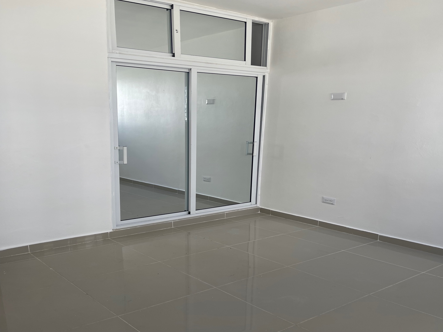 apartamentos - Alquilo en Santiago en los Llanos de Gurabo 
Los rieles De Santiago  7