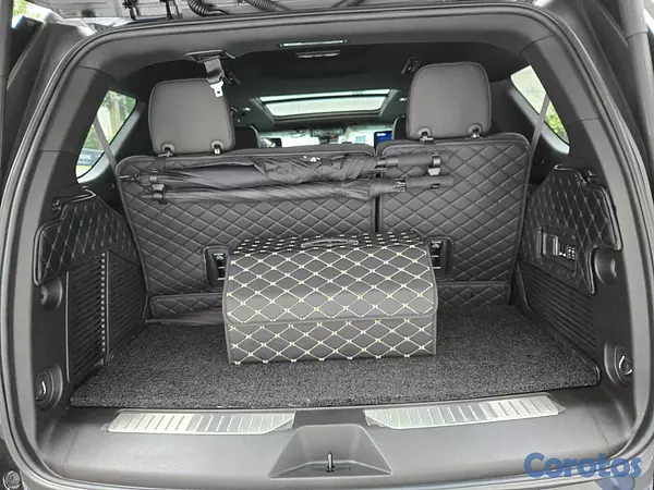 jeepetas y camionetas - CHEVROLET TAHOE HIGHCOUNTRY 2023 NEGRO GASOLINA 11