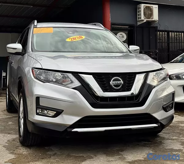 jeepetas y camionetas - Nissan Rogue 2020 SV AWD 2