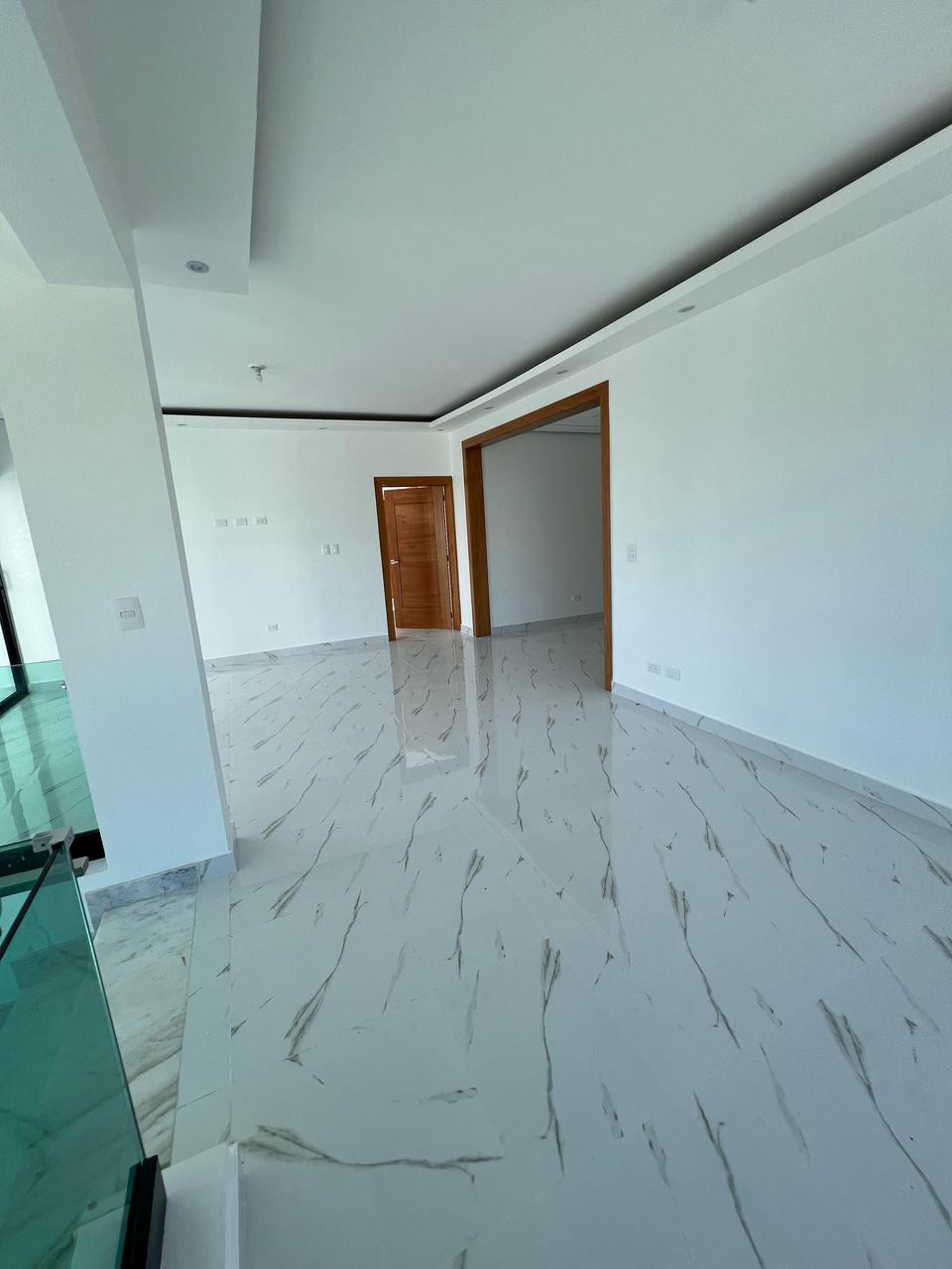 casas - CASA EN VENTA EN VILLA MARIA, SANTIAGO. 9